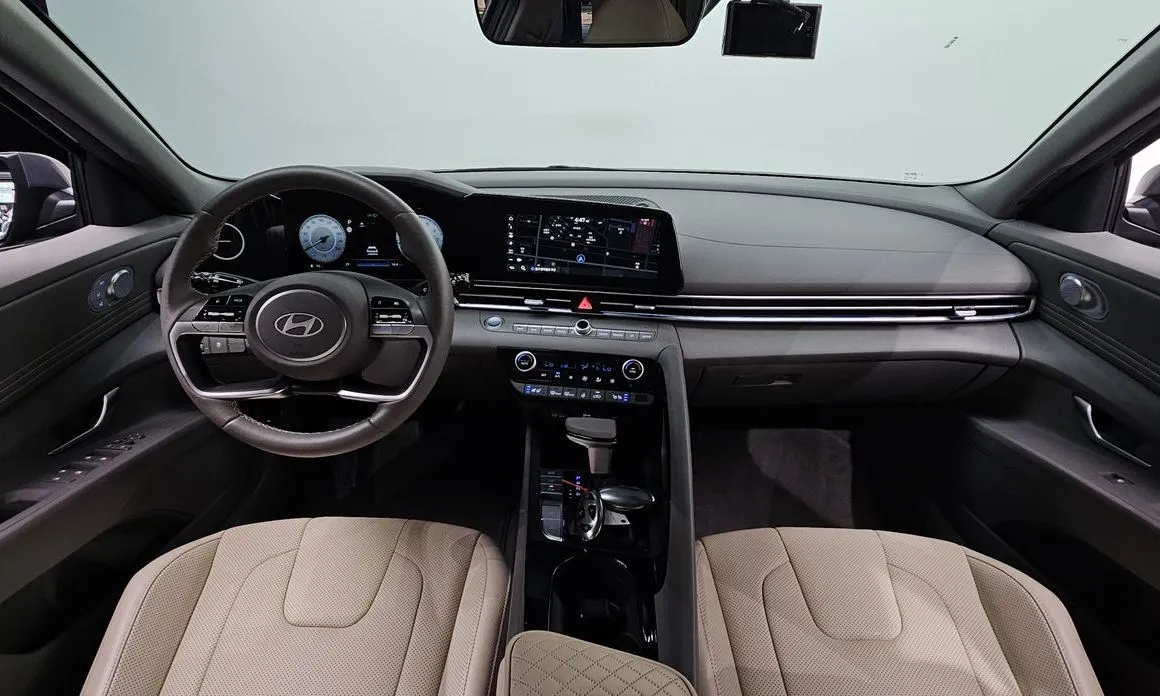 Hyundai AVANTE — фото 9