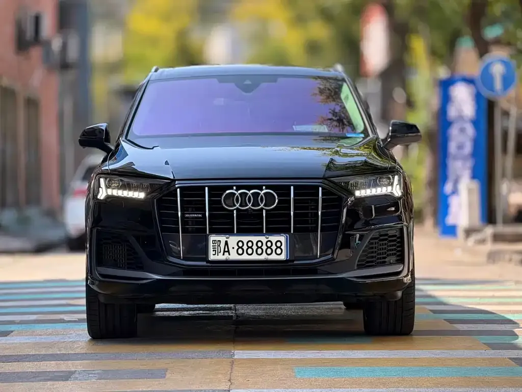Audi Q7 — фото 3