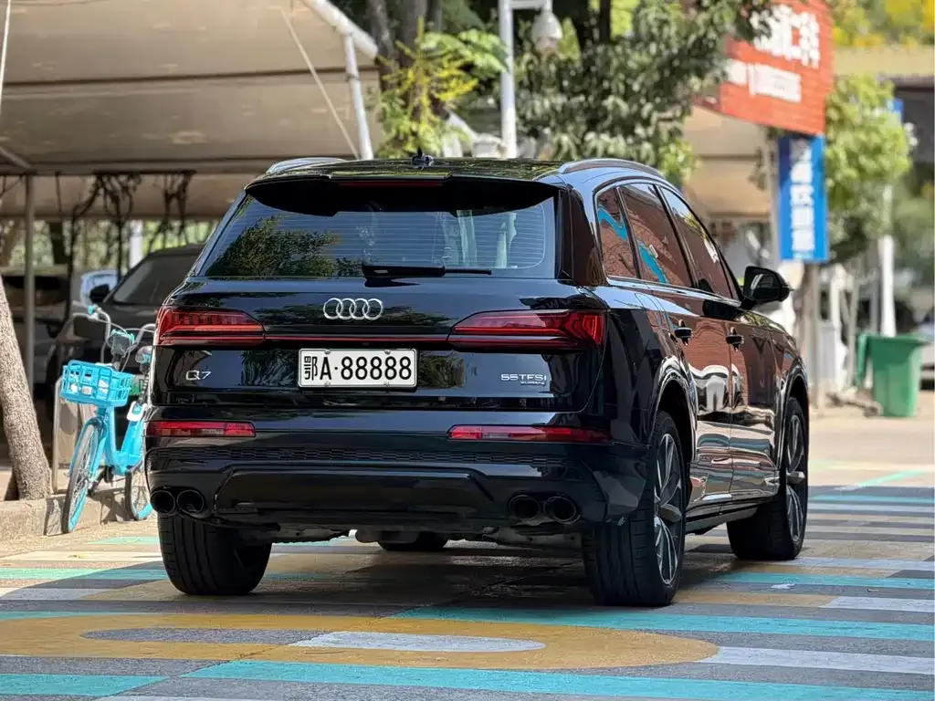 Audi Q7 — фото 4