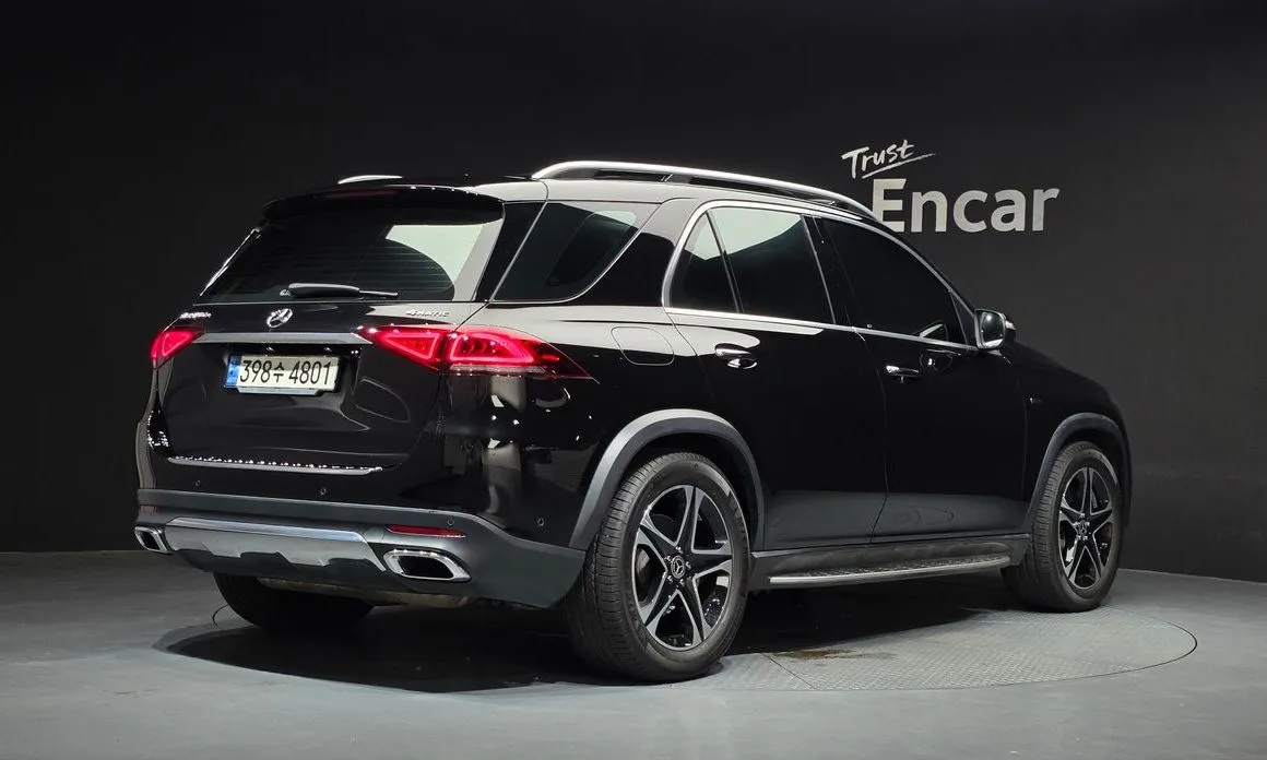 Mercedes-Benz GLE-Class — фото 9