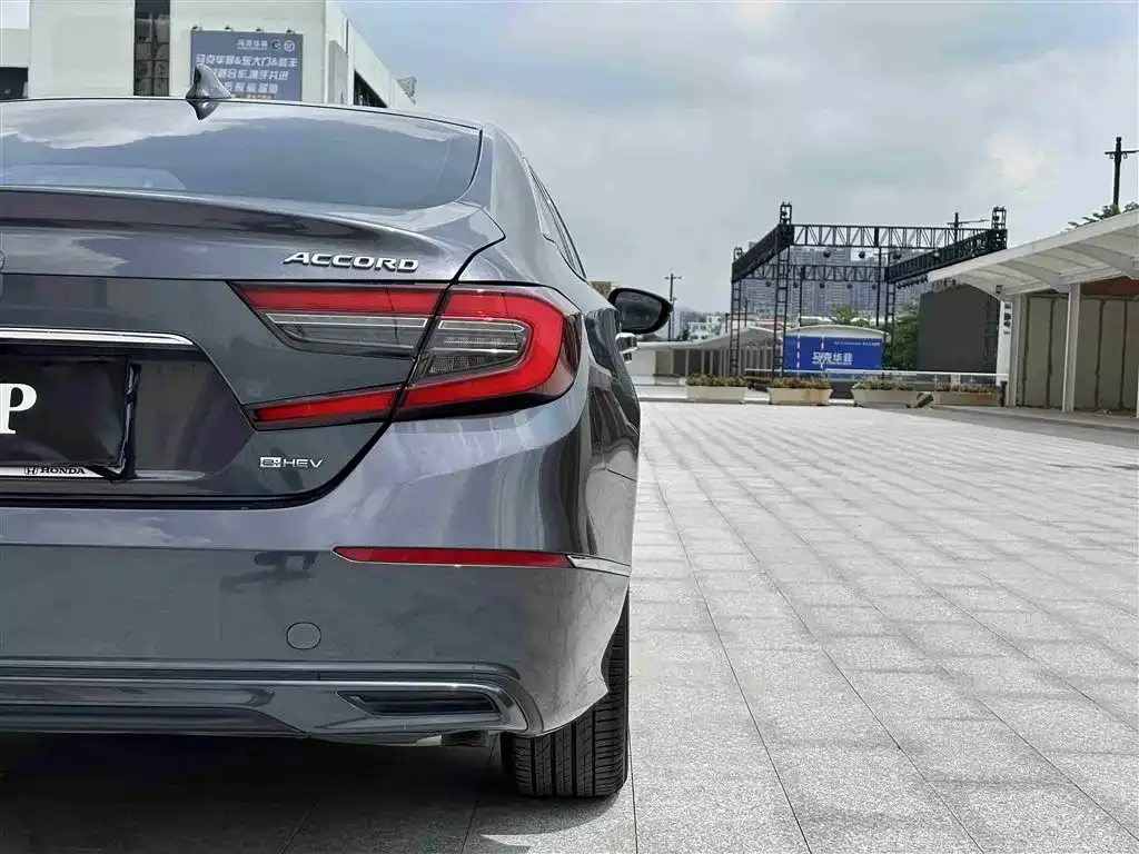 Honda Accord — фото 5