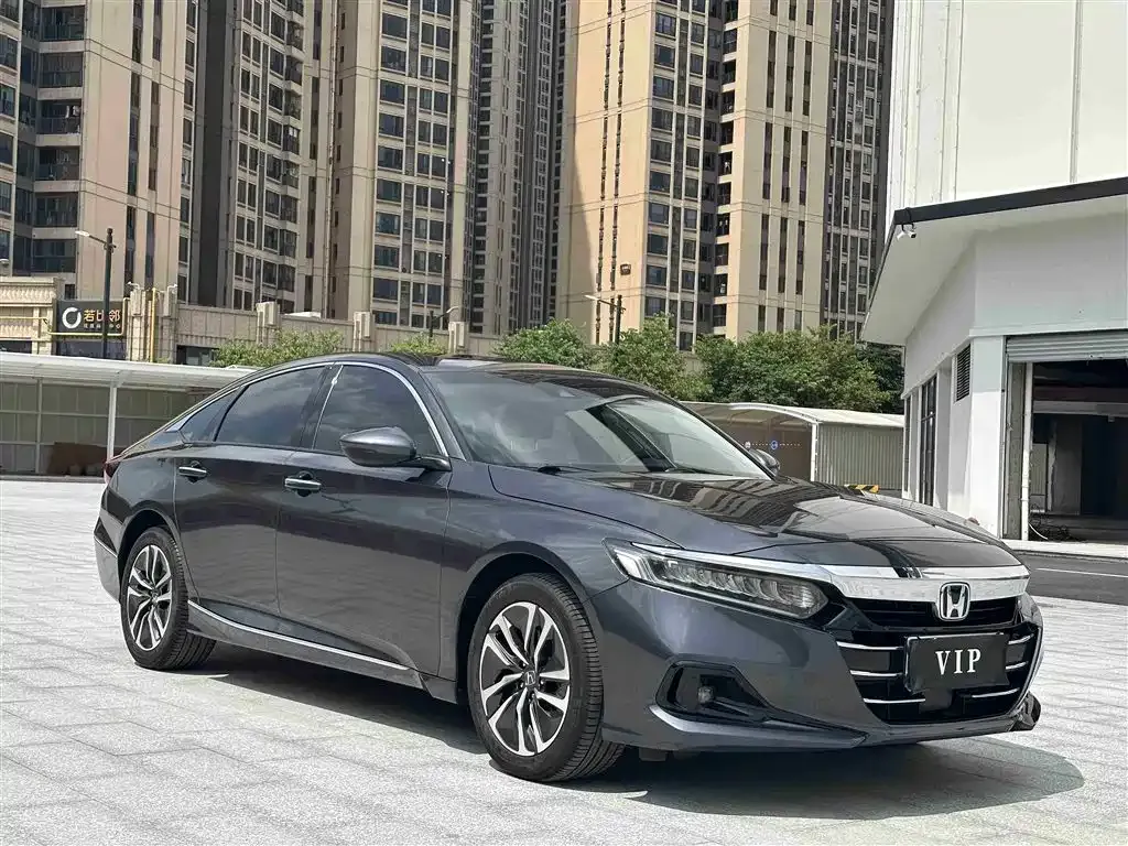 Honda Accord — фото 10