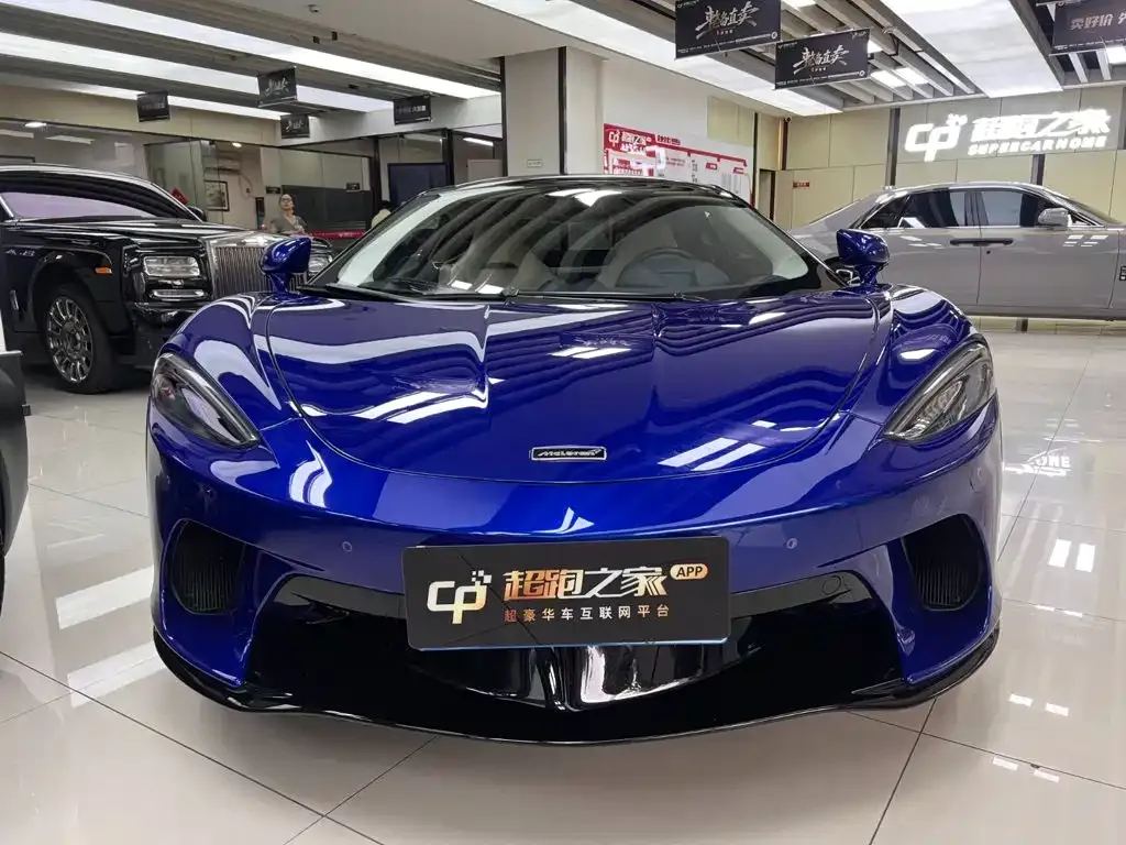 McLaren GT — фото 10