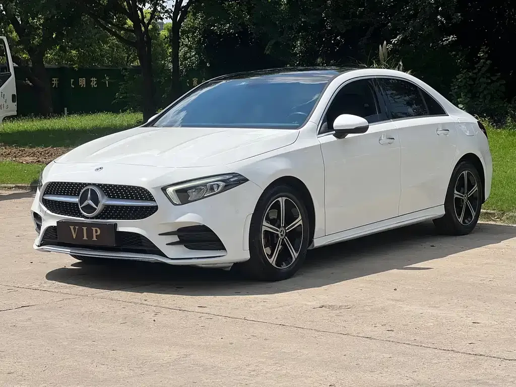 Mercedes-Benz A-Class — фото 1