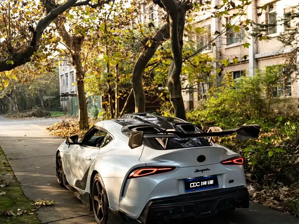 Toyota Supra — фото 6