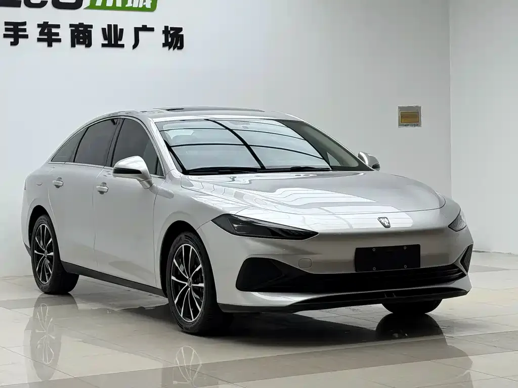 Roewe D7 — фото 4
