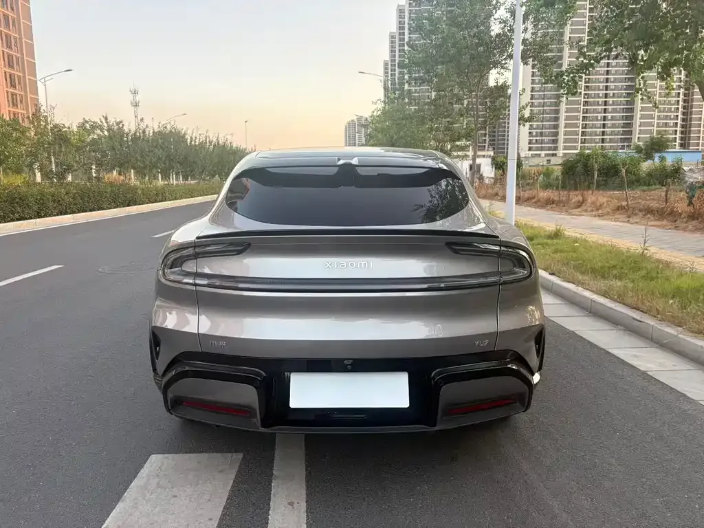 Xiaomi YU7 — фото 2