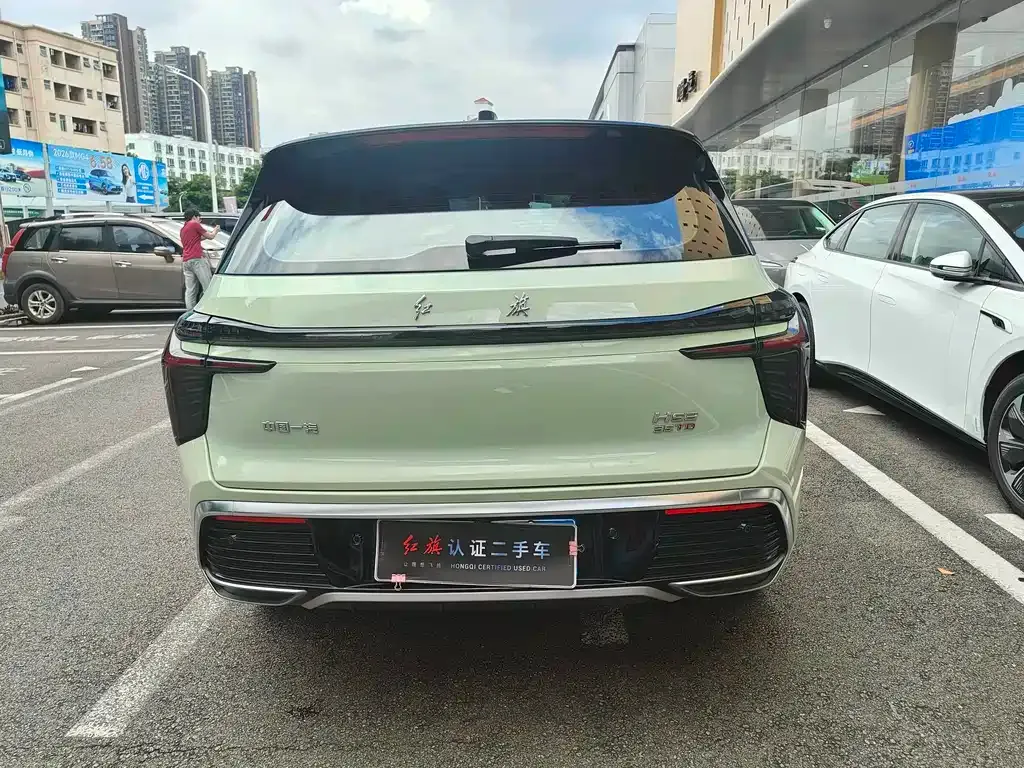 Hongqi HS3 — фото 10