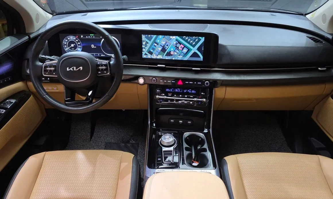 Kia Carnival — фото 2