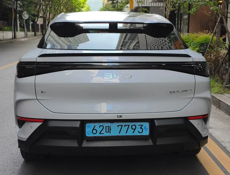 BYD Sealion 7 — фото 10