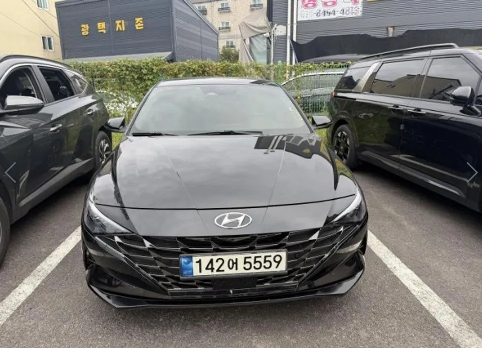 Hyundai AVANTE — фото 1