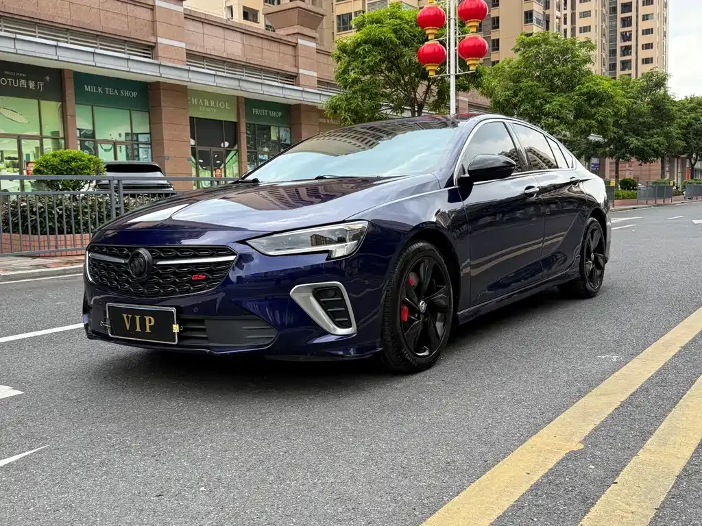 Buick Regal — фото 1