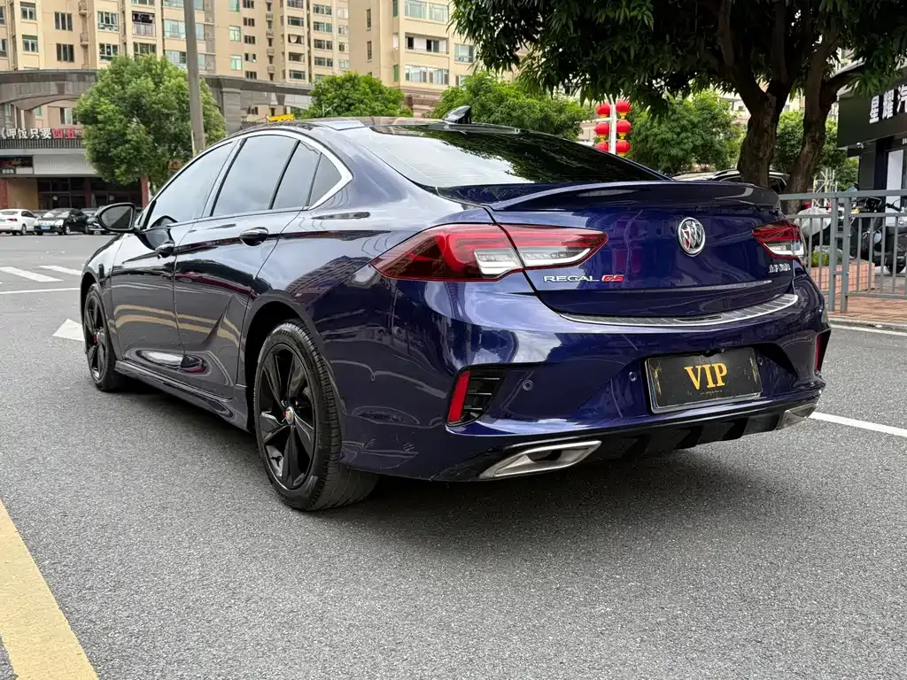 Buick Regal — фото 10
