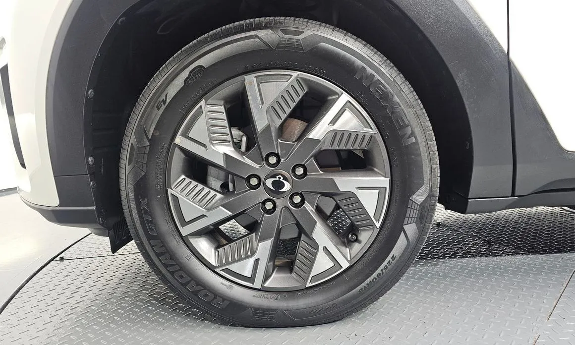 KG Mobility (Ssangyong) Torres — фото 9