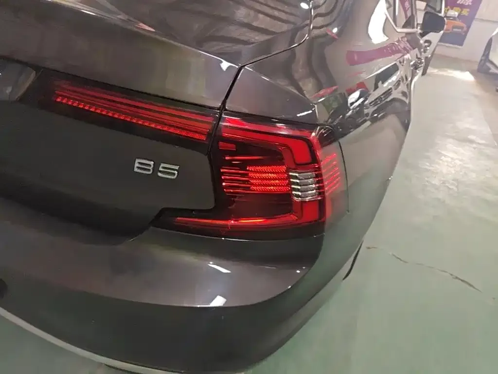 Volvo S90 — фото 9