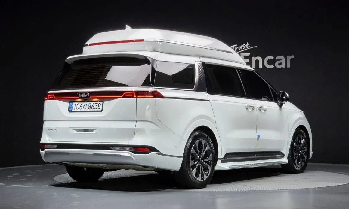 Kia Carnival — фото 5