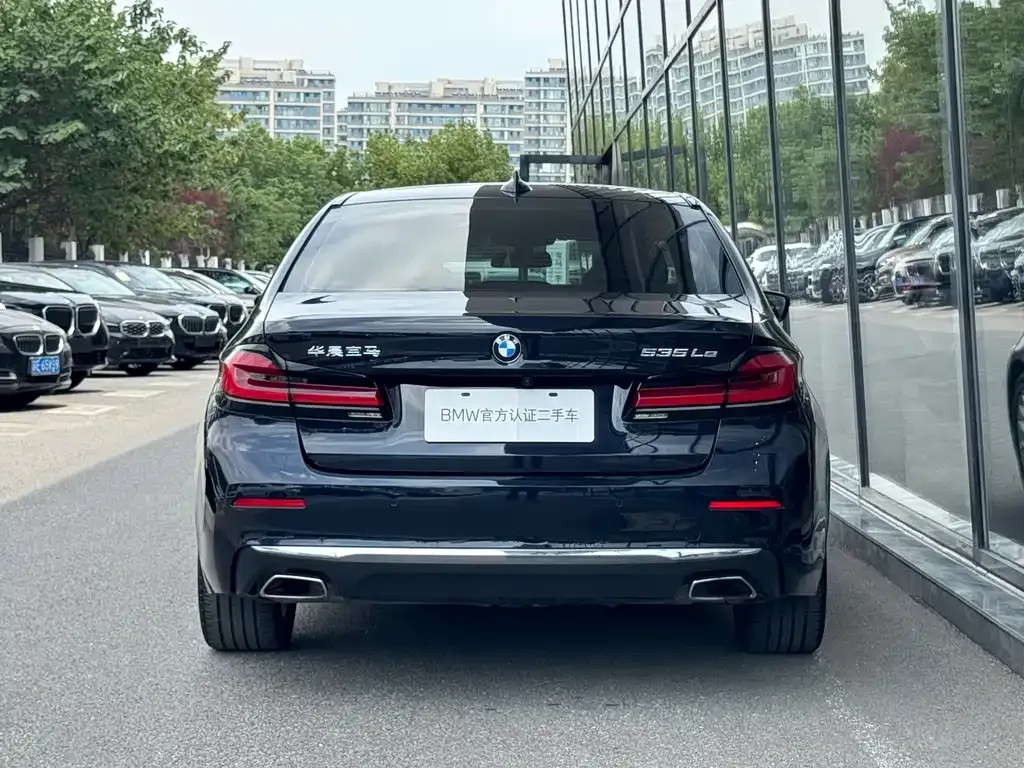 BMW 5 Series New Energy — фото 8