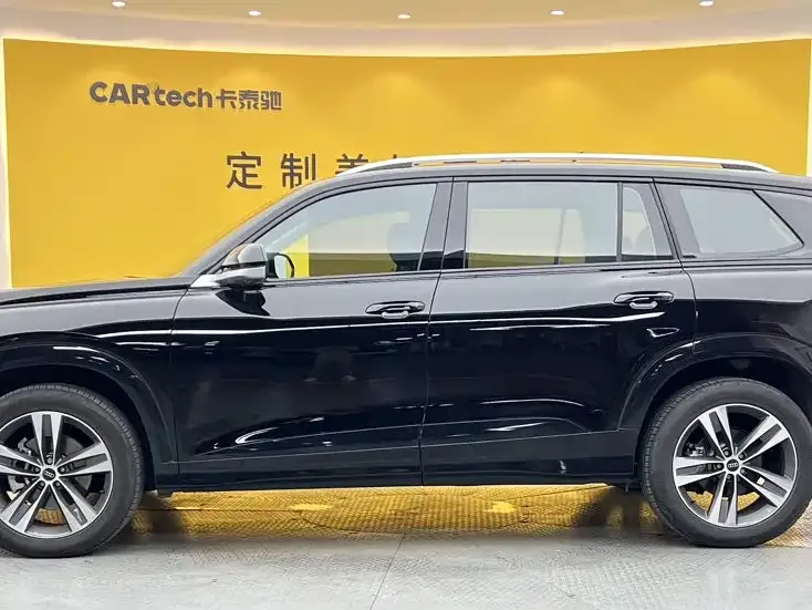 Audi Q6 — фото 6