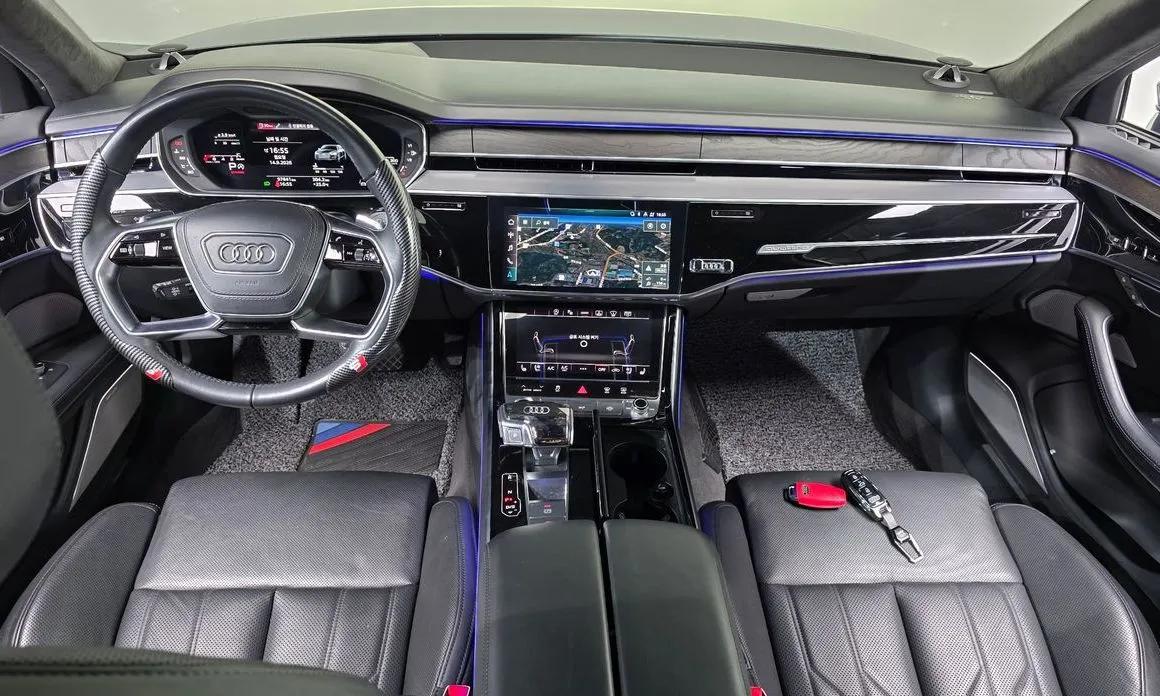 Audi A8 — фото 6