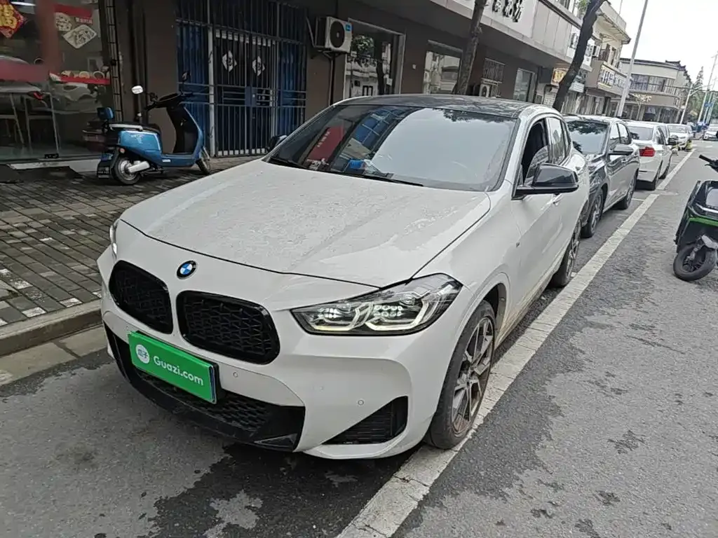 BMW X2 — фото 1