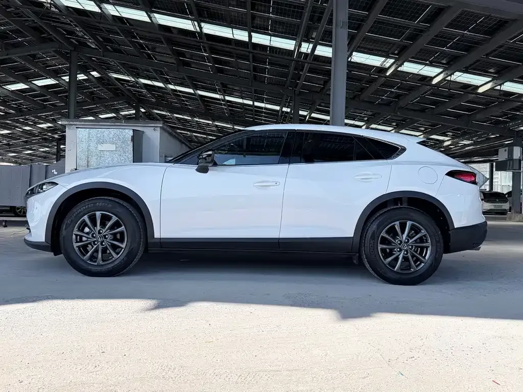 Mazda CX-4 — фото 6