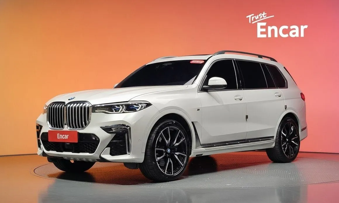 BMW X7 — фото 1