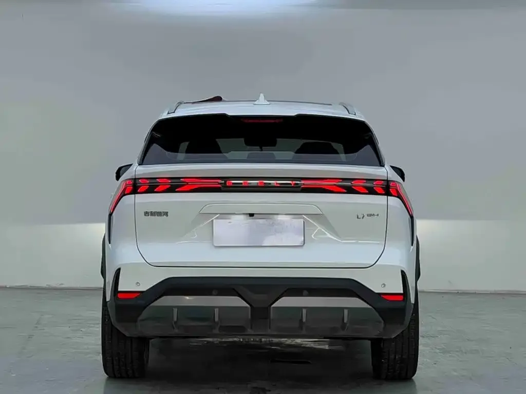 Geely Galaxy L7 — фото 6