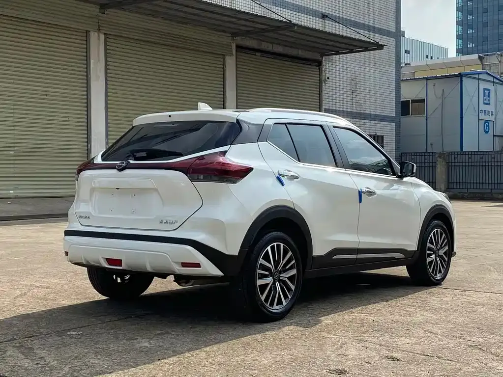 Nissan Kicks — фото 8