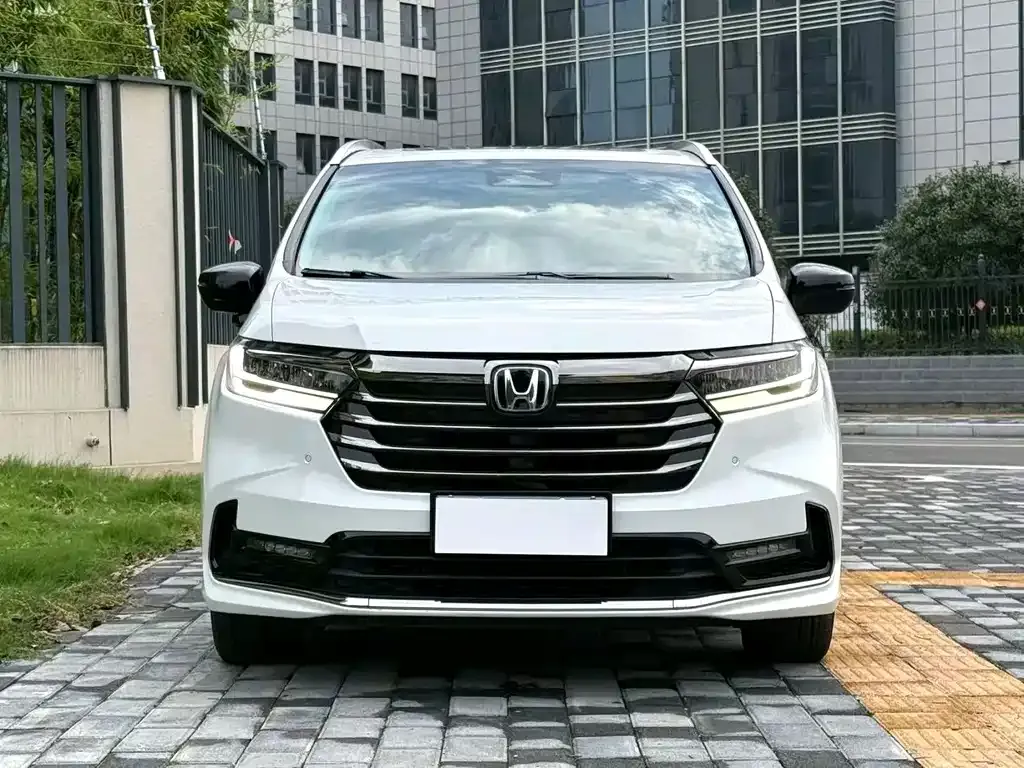 Honda Odyssey — фото 6