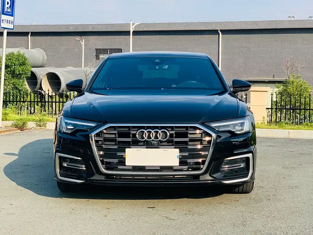 Audi A6L — фото 5