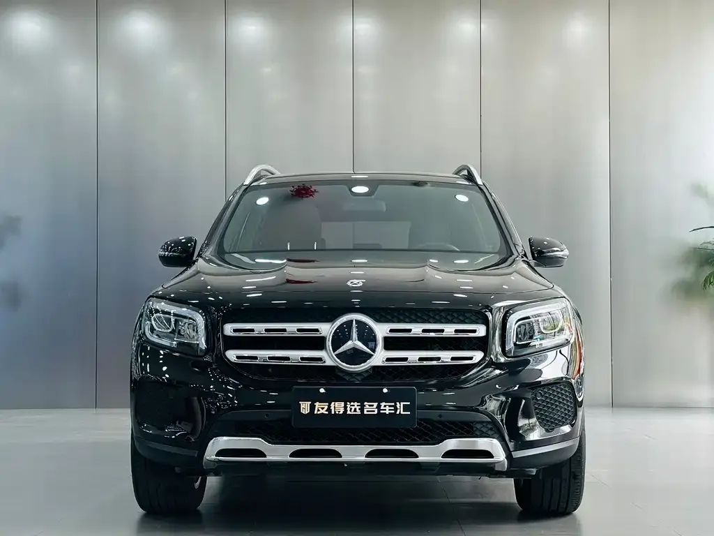Mercedes-Benz GLB — фото 6