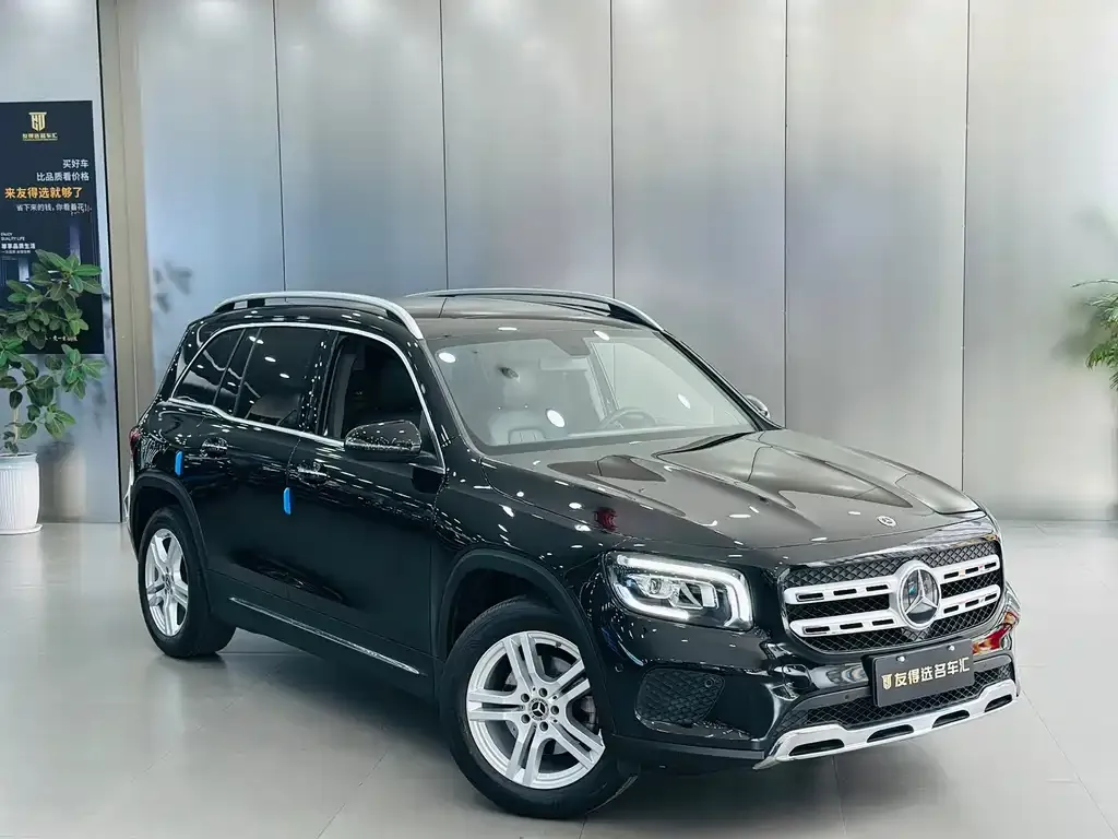 Mercedes-Benz GLB — фото 3