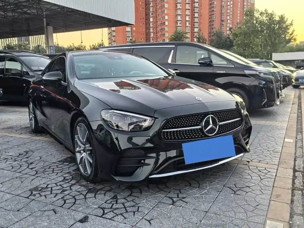 Mercedes-Benz E-Class (Import) — фото 5