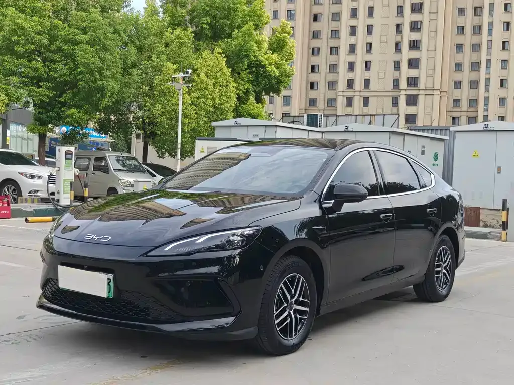 BYD Seal 05 DM-i — фото 1