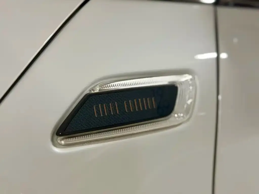 MINI Clubman — фото 4