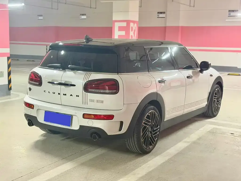 MINI Clubman — фото 6