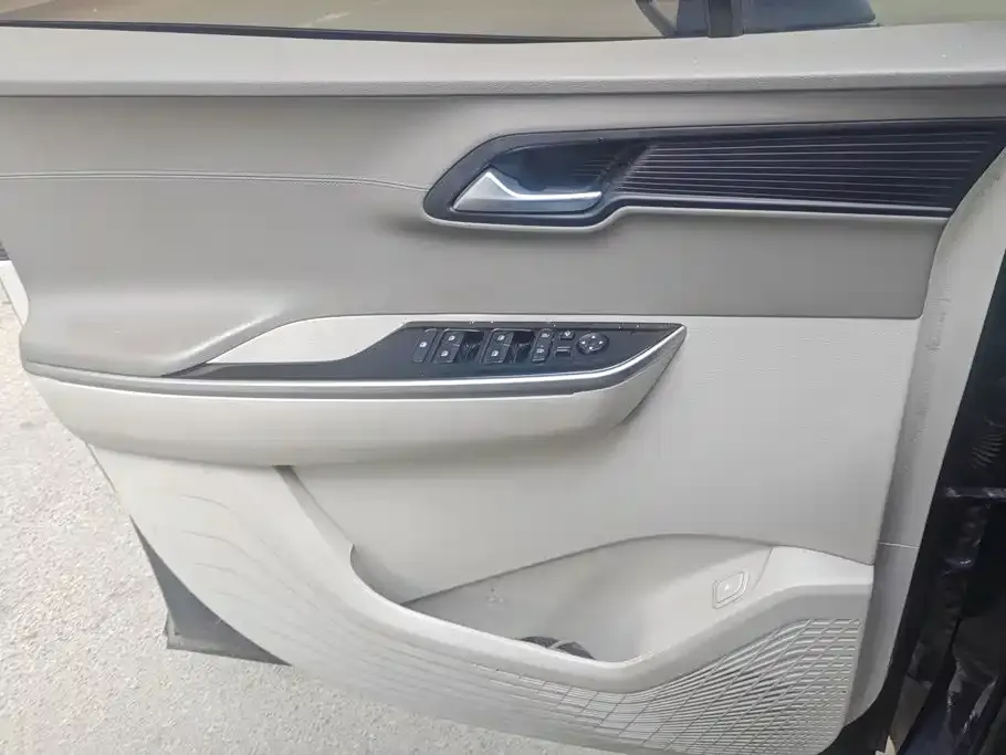 Hyundai Custo — фото 7