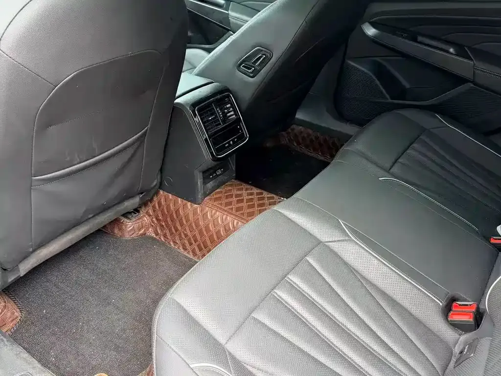 Volkswagen Passat — фото 2