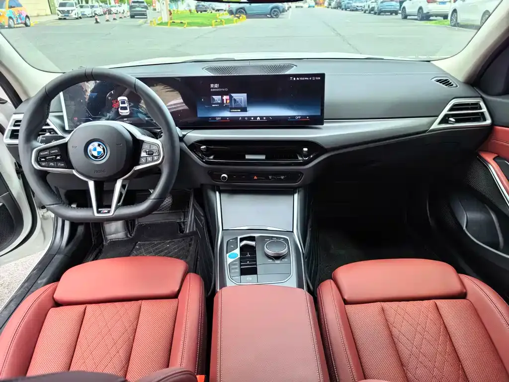 BMW i3 — фото 9