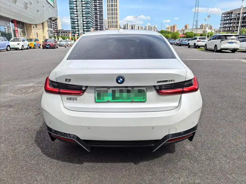 BMW i3 — фото 4