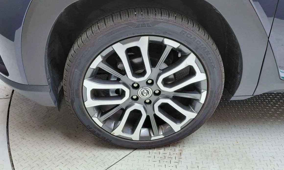 KG Mobility (Ssangyong) Torres — фото 9