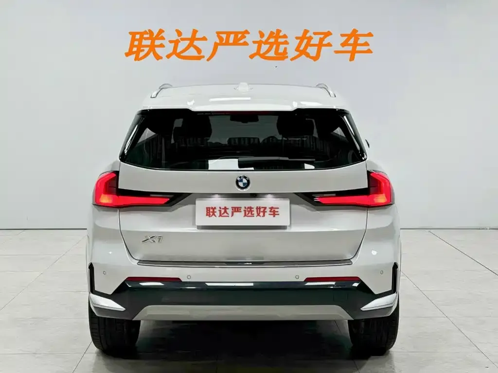 BMW X1 — фото 2