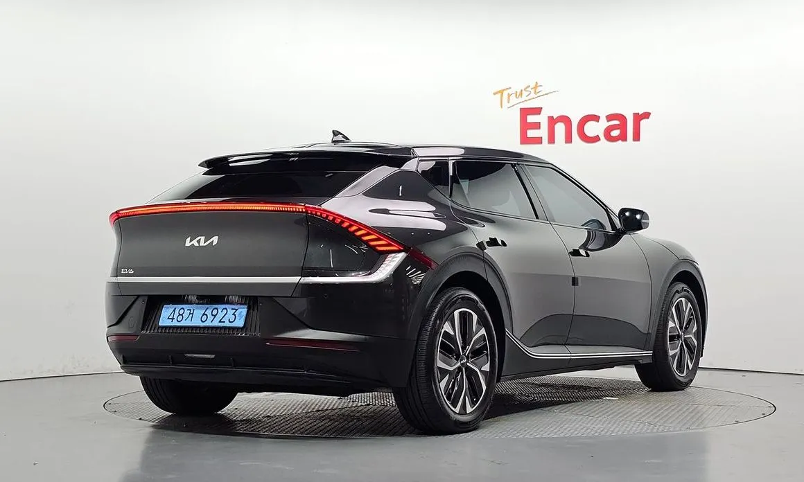 Kia EV6 — фото 3