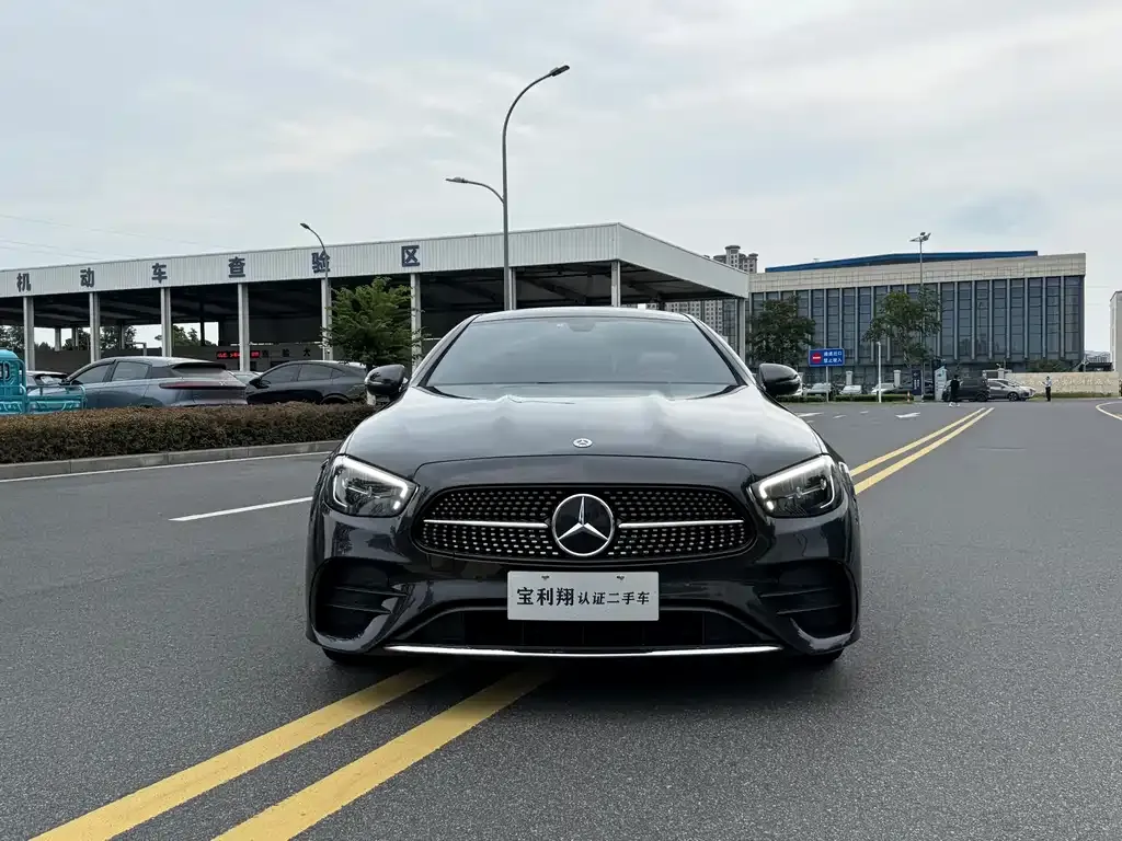 Mercedes-Benz E-Class (Import) — фото 1