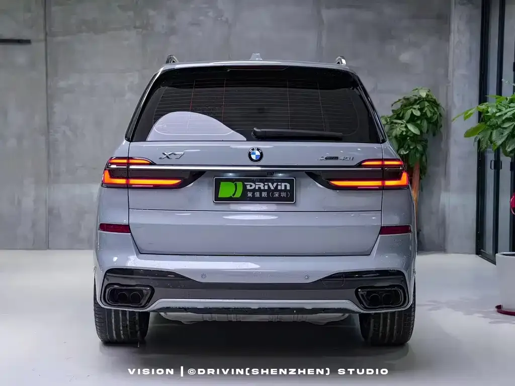 BMW X7 — фото 2
