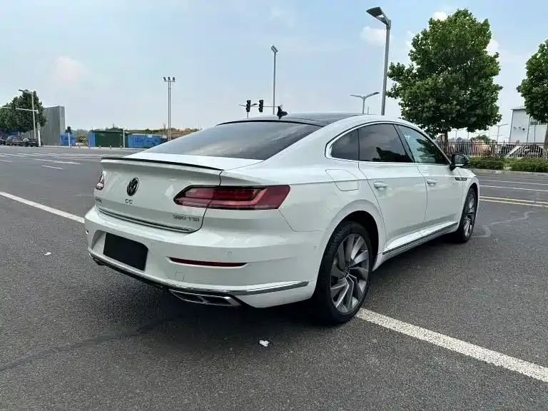 Volkswagen CC — фото 6
