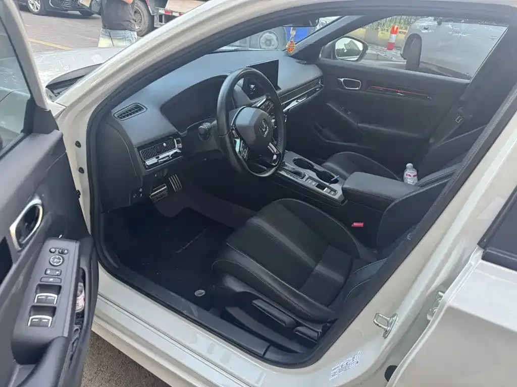 Honda Civic — фото 4