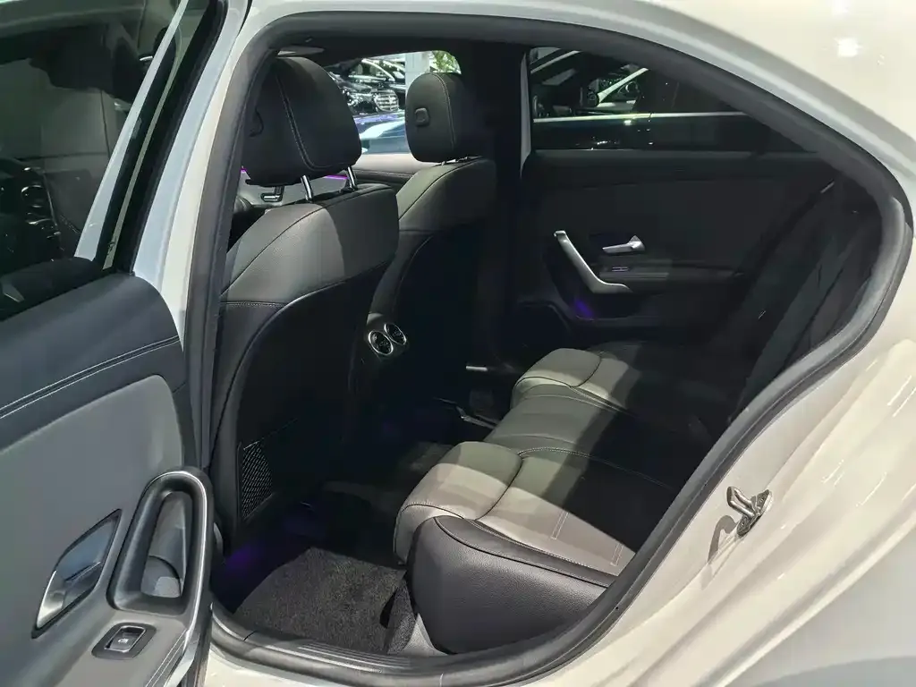Mercedes-Benz A-Class AMG — фото 4