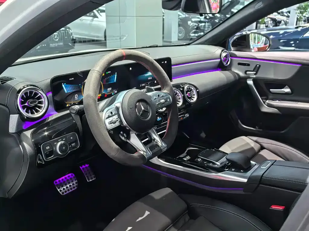 Mercedes-Benz A-Class AMG — фото 9