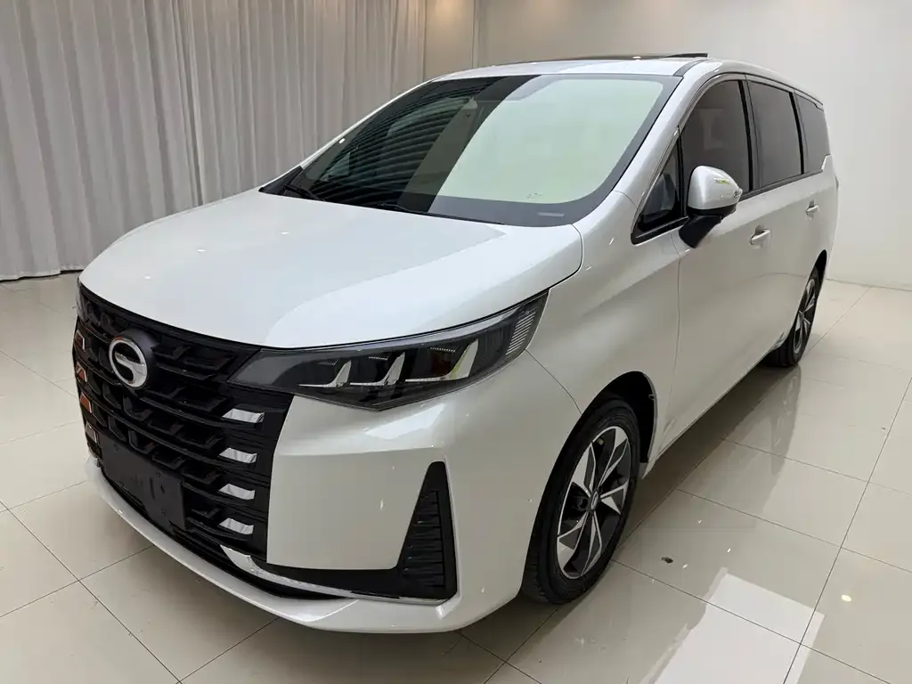 GAC Motor Trumpchi M6 — фото 1